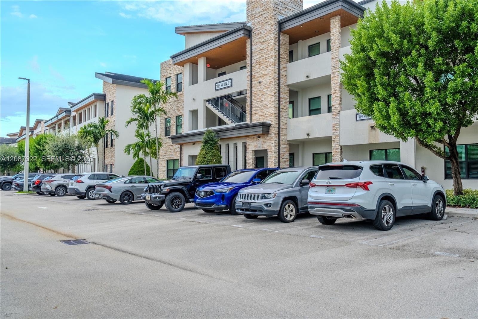 APEX AT PARK CENTRAL CON · #31 in Doral - Photo 4