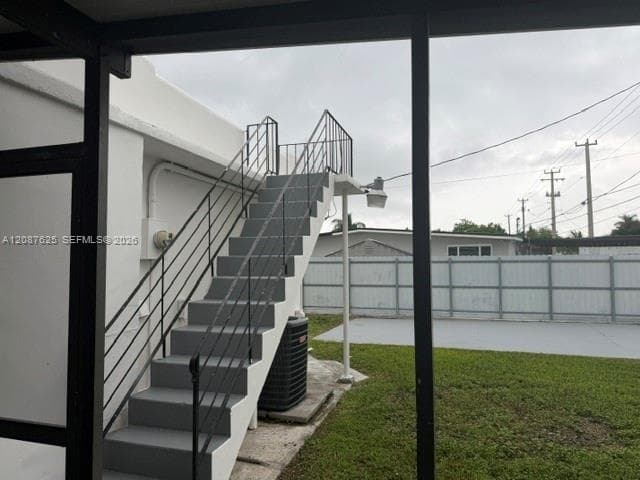 14810 Lincoln Dr photo 12