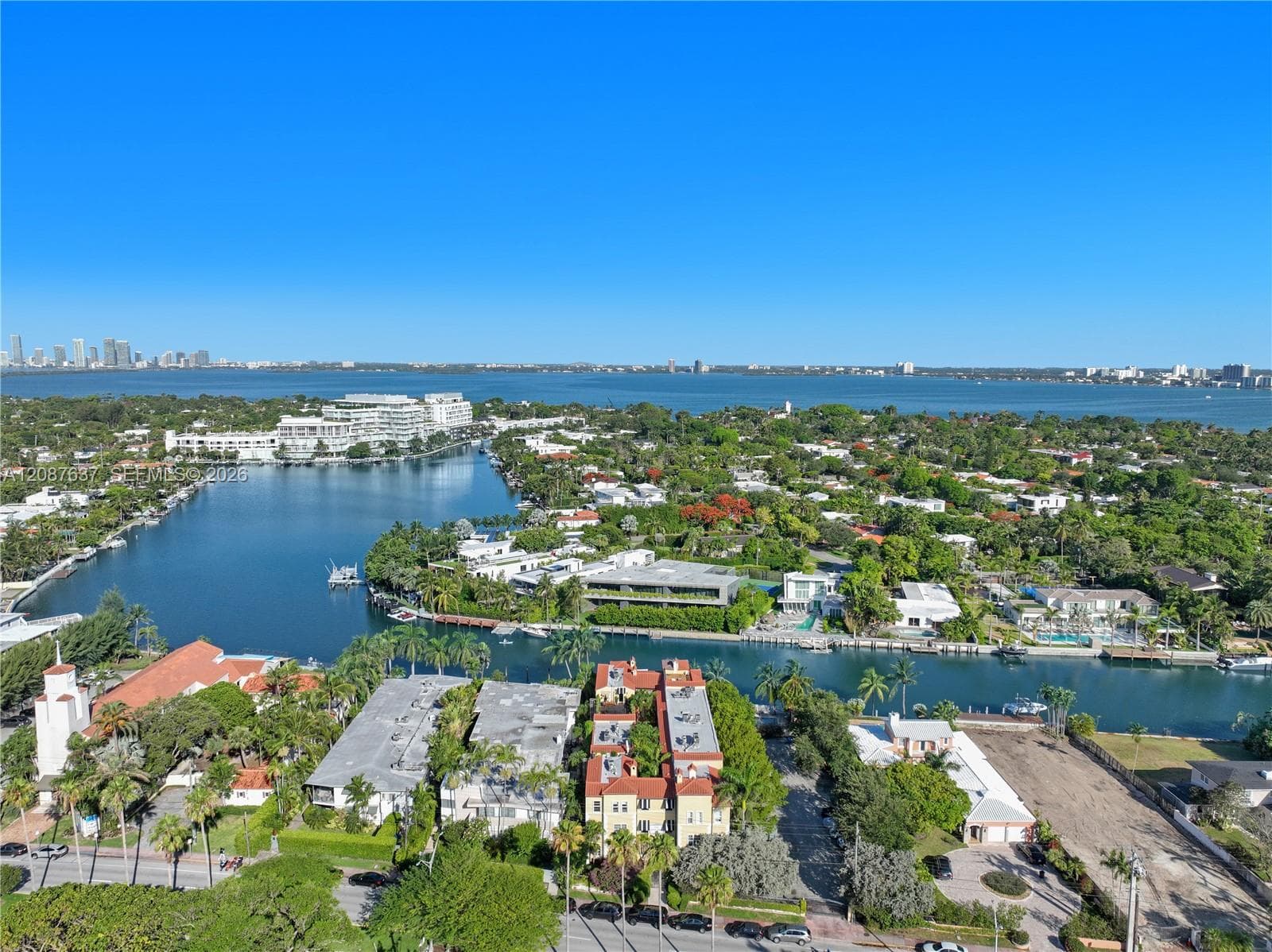 PINE TREE PLACE CONDO · #209 in Miami Beach - Photo 22