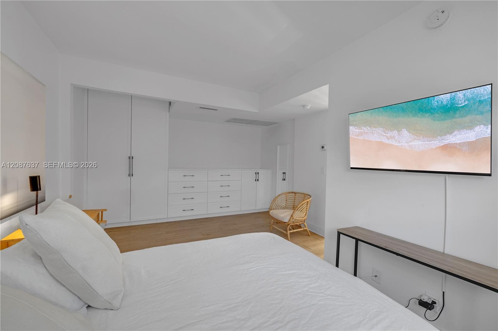 PINE TREE PLACE CONDO · #209 in Miami Beach - Photo 11