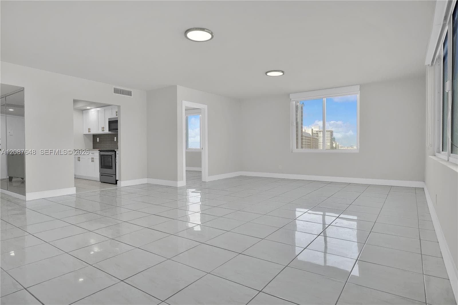 THE CARRIAGE HOUSE CONDO · #919 in Miami Beach - Photo 19
