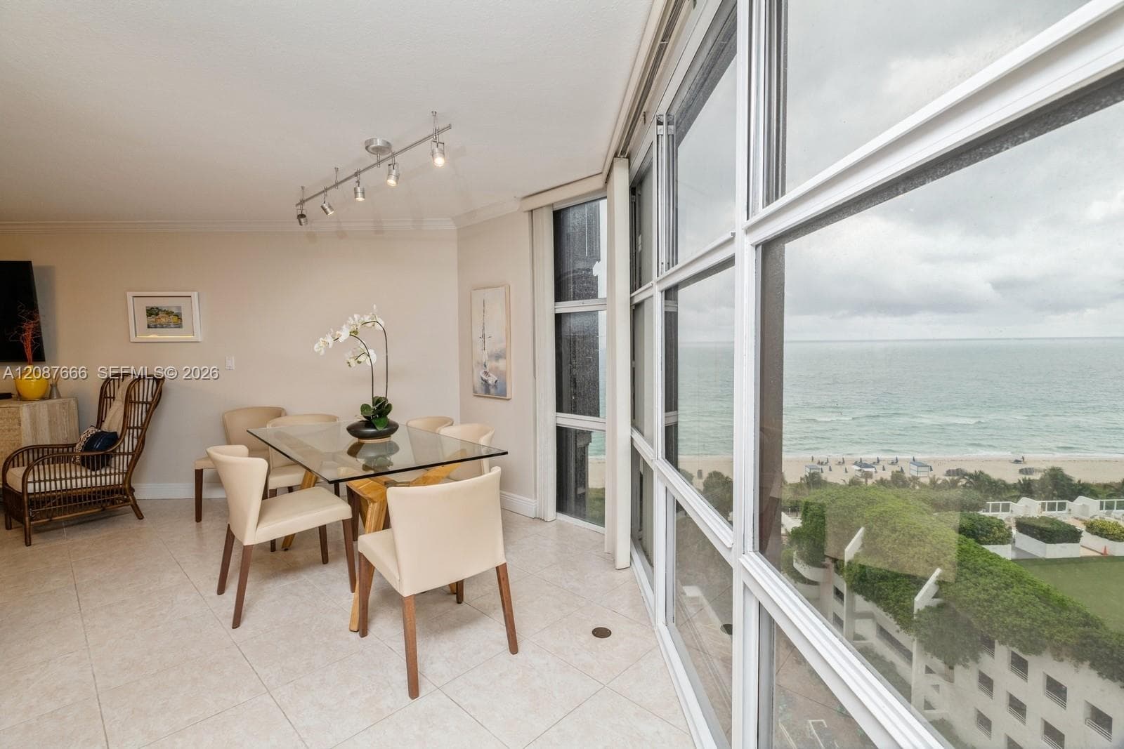 MAR DEL PLATA CONDO · #1201 in Miami Beach - Photo 14