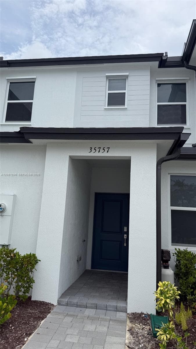 35757 SW 178th Pl #35757 photo 2