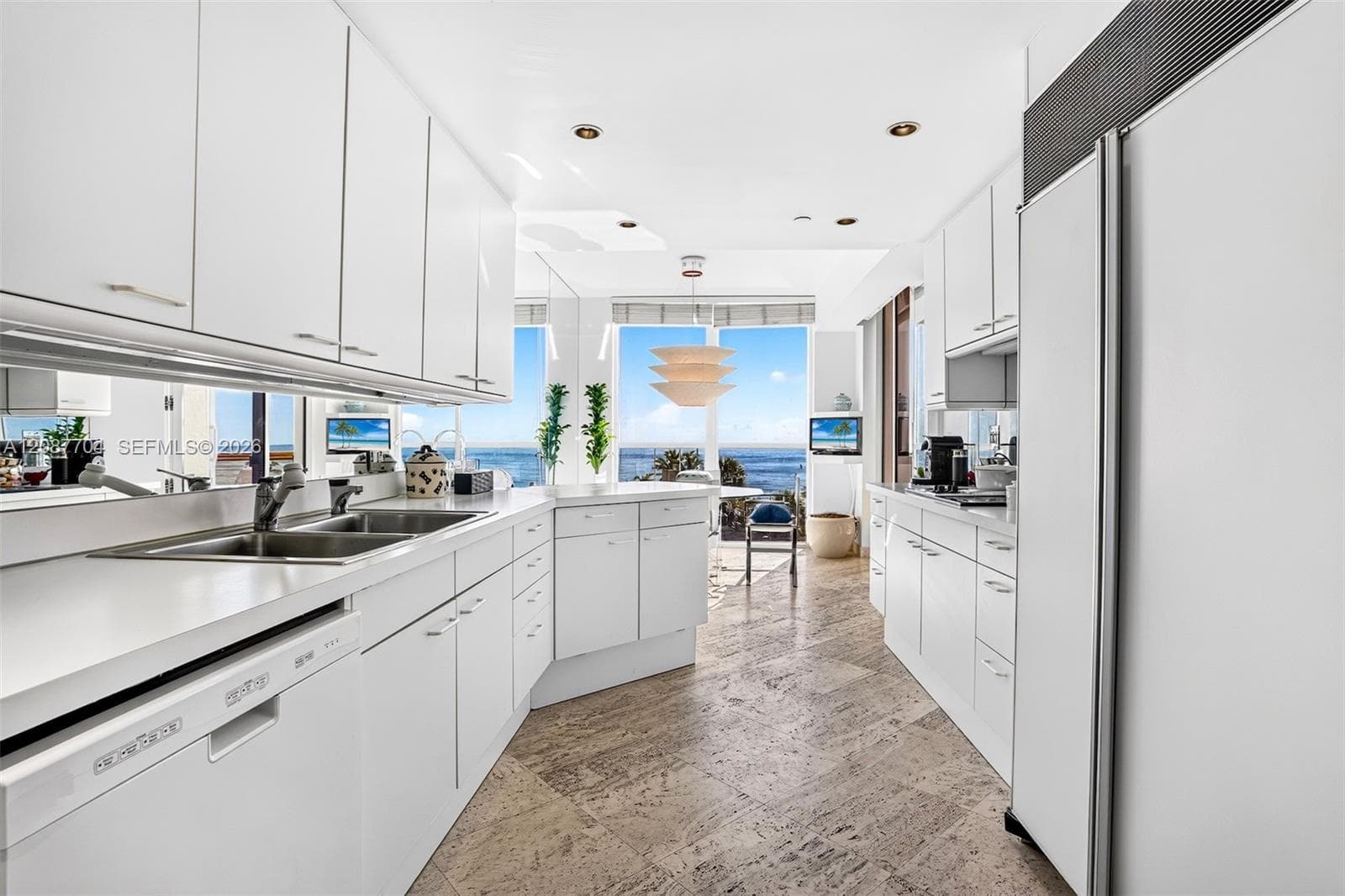 Bal Harbour Tower · #5E in Bal Harbour - Photo 36