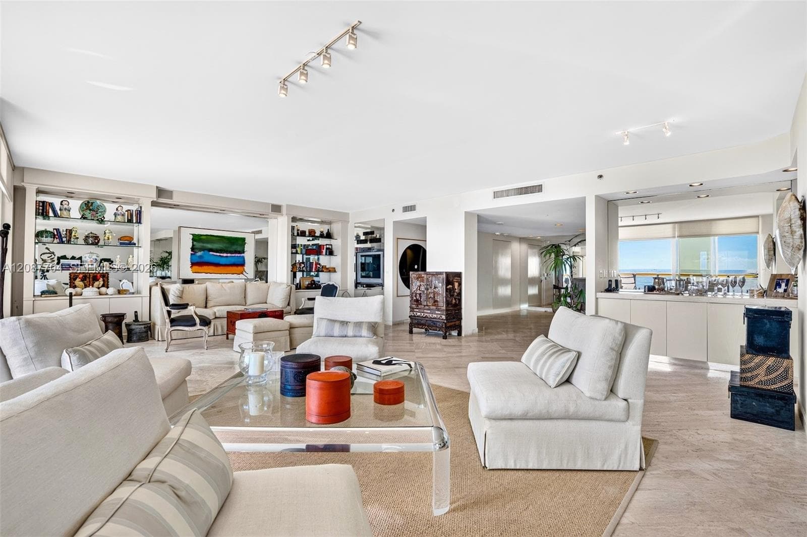 Bal Harbour Tower · #5E in Bal Harbour - Photo 24