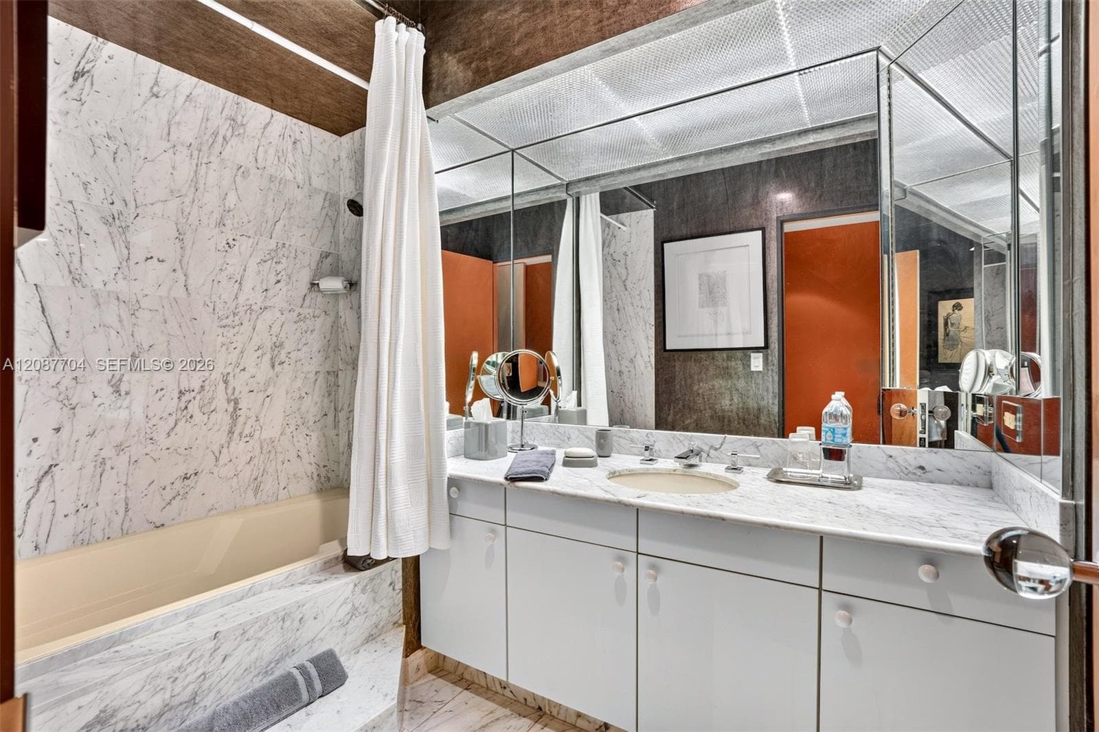 Bal Harbour Tower · #5E in Bal Harbour - Photo 45
