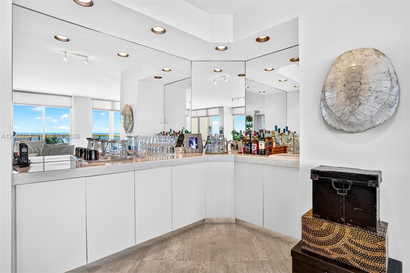 Bal Harbour Tower · #5E in Bal Harbour - Photo 37