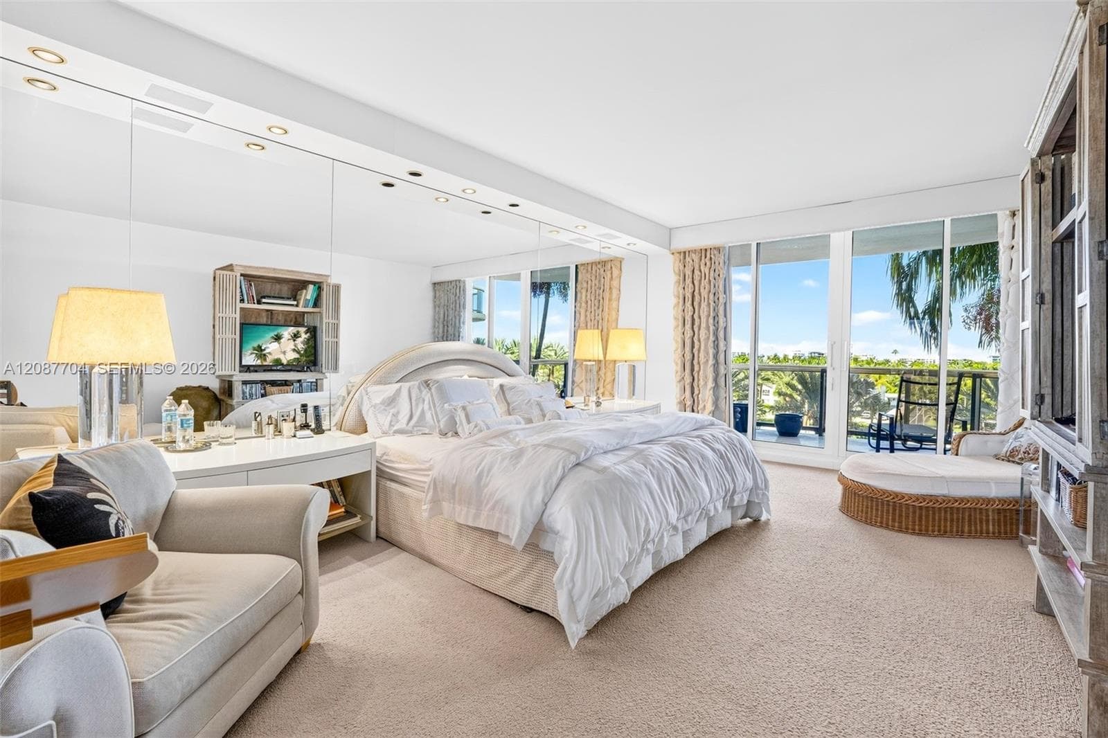 Bal Harbour Tower · #5E in Bal Harbour - Photo 44