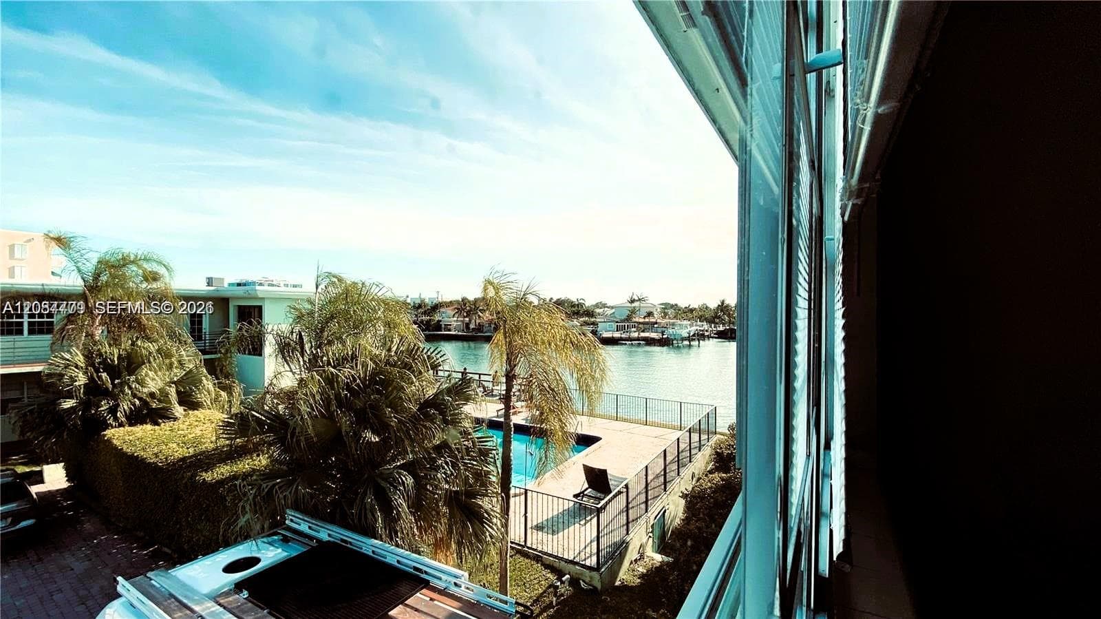 BAY VIEW CONDO · #86208A in Miami Beach - Photo 16