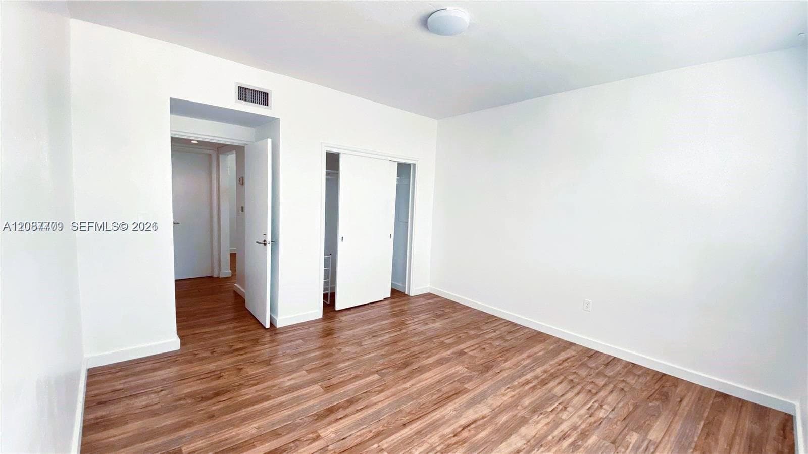BAY VIEW CONDO · #86208A in Miami Beach - Photo 11