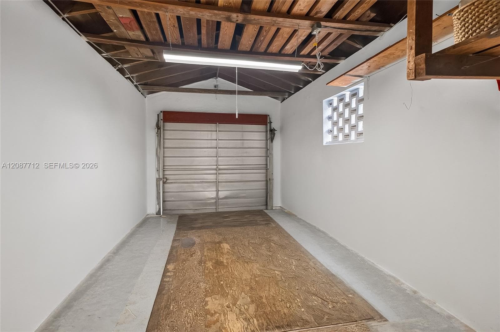 9805 NE 4th Ave Rd #0 photo 27