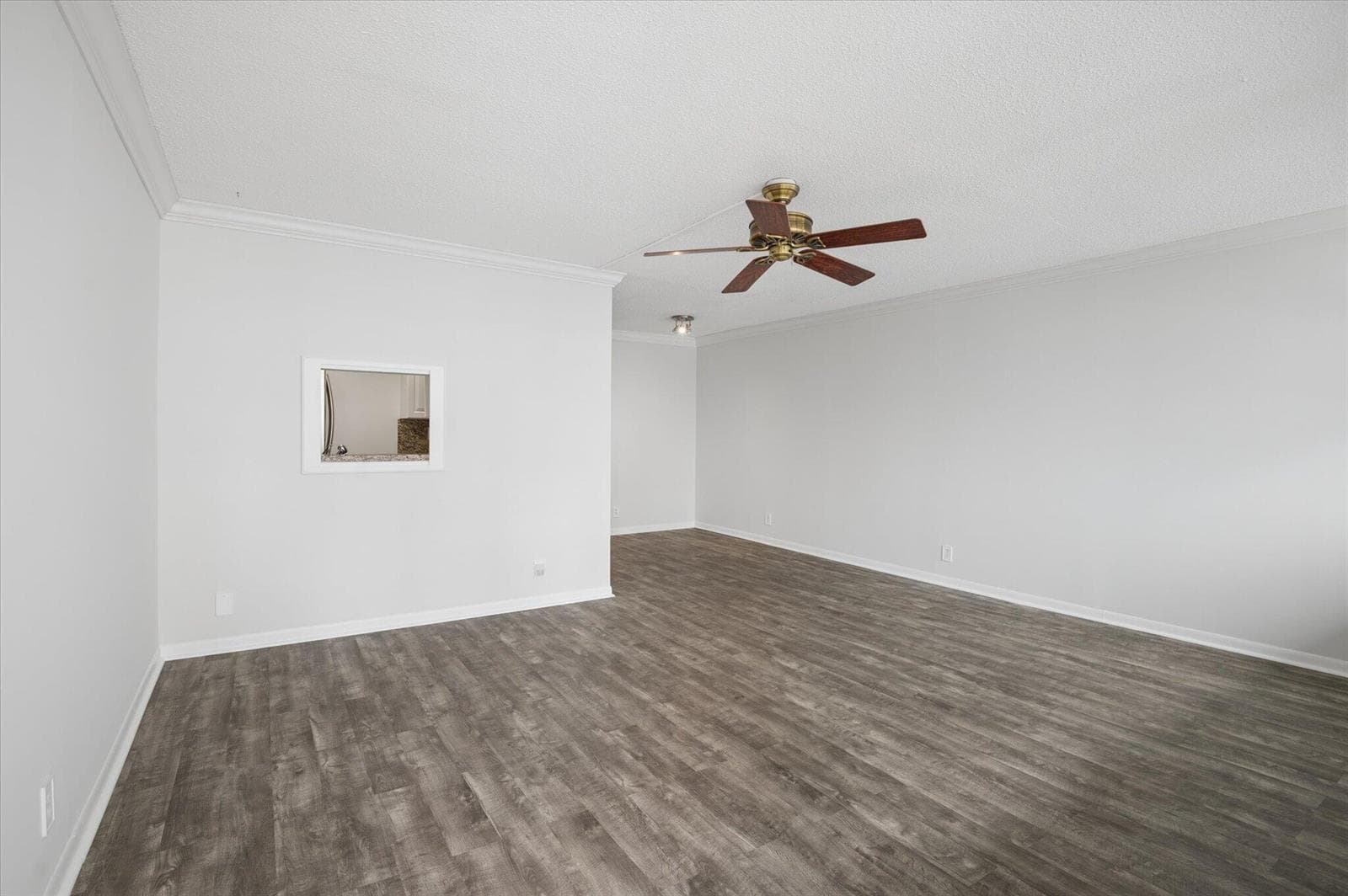01-Carbonara-101 N Birch Rd #503-1