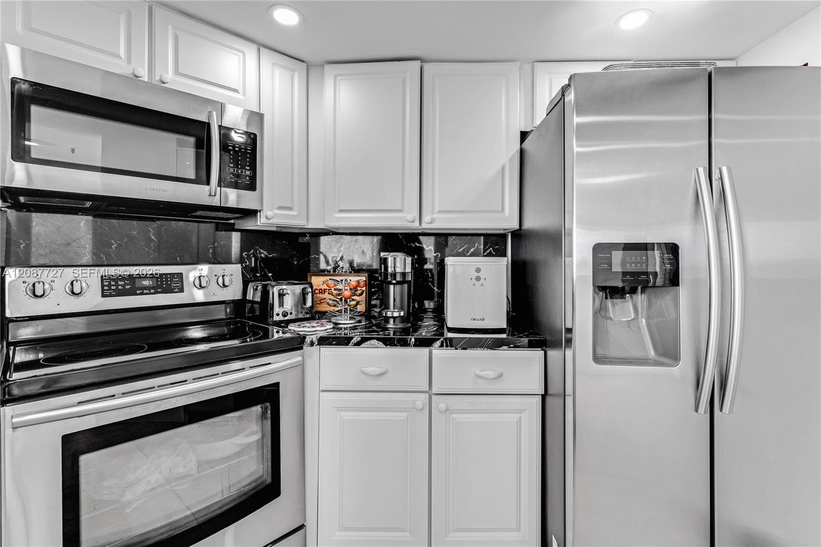 LA RIVE GAUCHE CONDO · #PH3 in Miami Beach - Photo 20