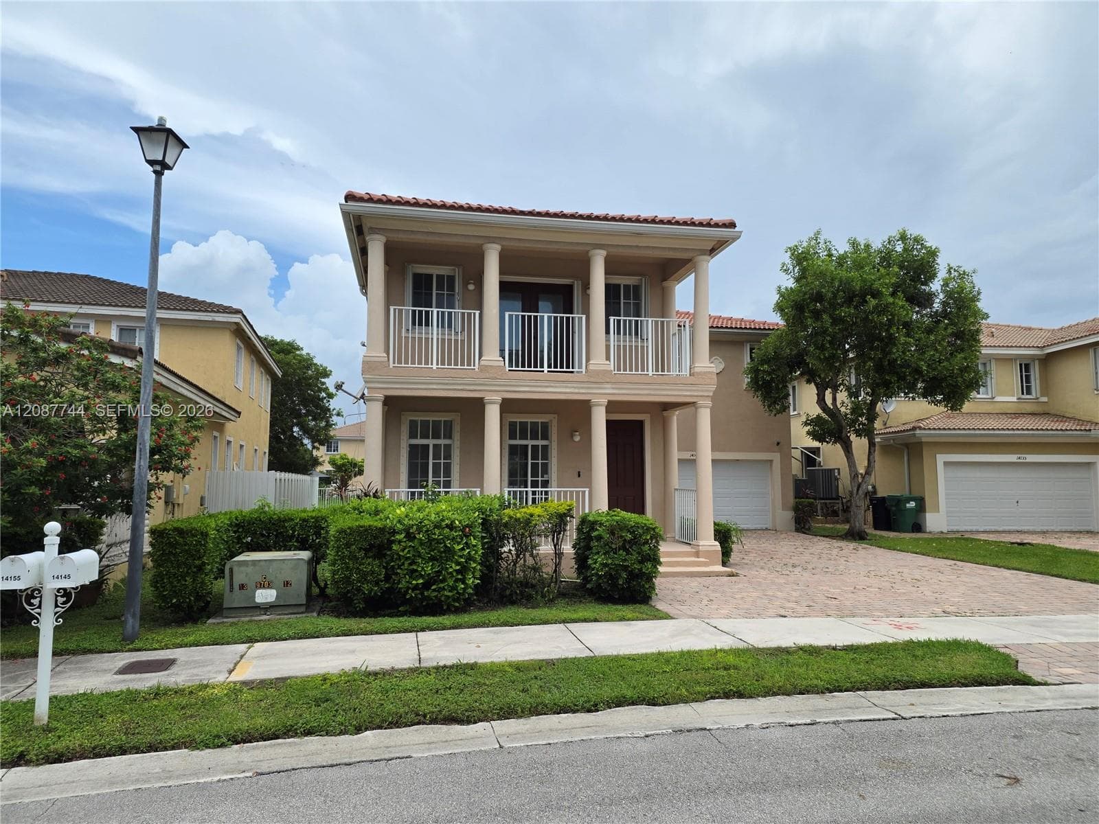 14145 SW 278th St photo 1