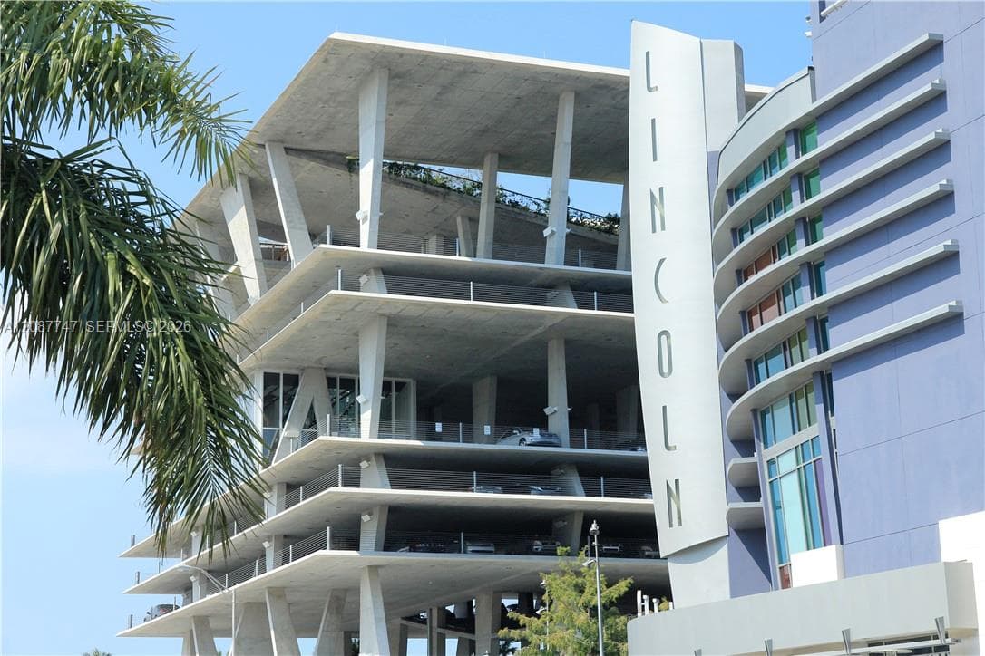 The Mantell Condo · #236 in Miami Beach - Photo 37