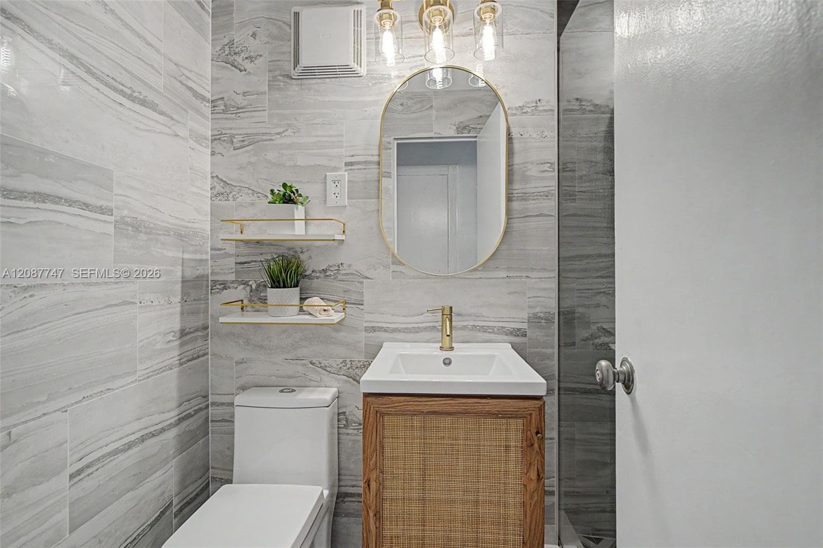 The Mantell Condo · #236 in Miami Beach - Photo 8
