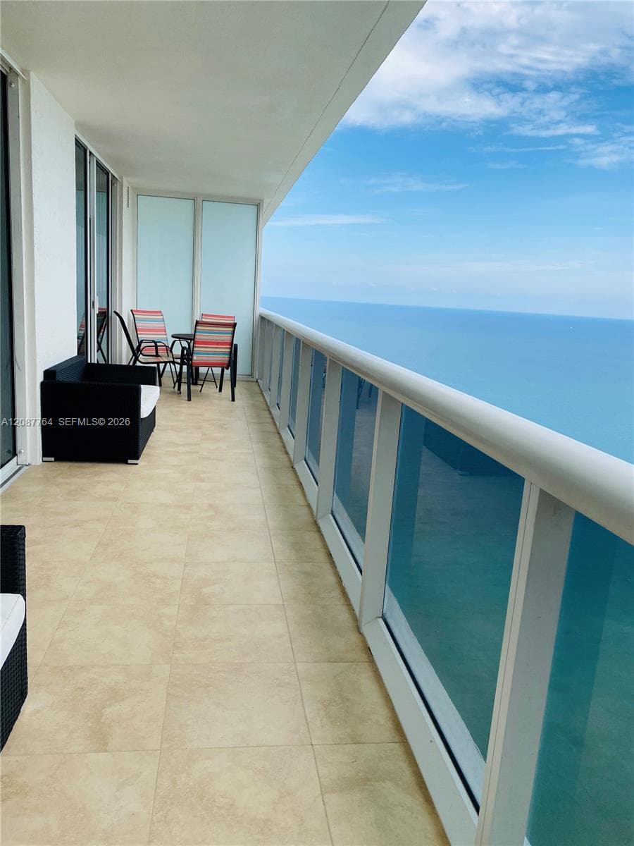 Beach Club Condo · #4003 in Hallandale Beach - Photo 3