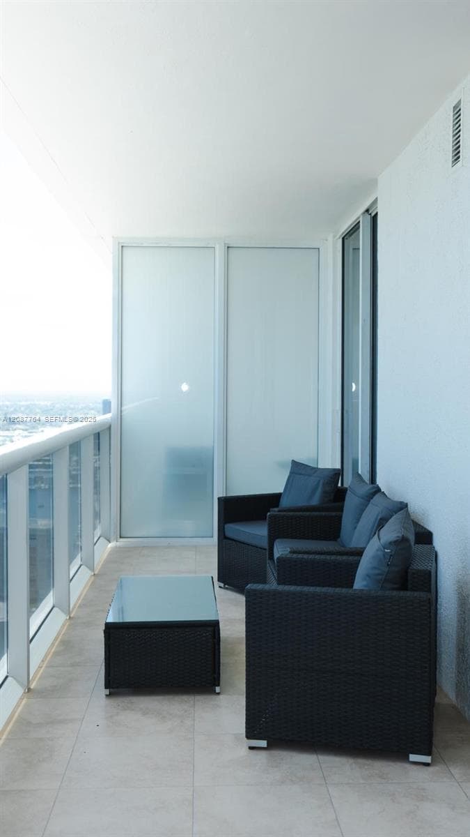 Beach Club Condo · #4003 in Hallandale Beach - Photo 4