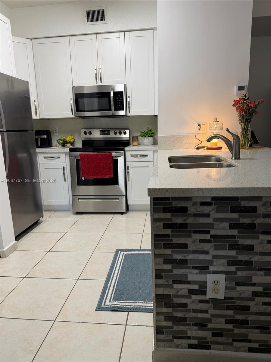 PALM GARDENS AT DORAL CON · #20515 in Doral - Photo 12