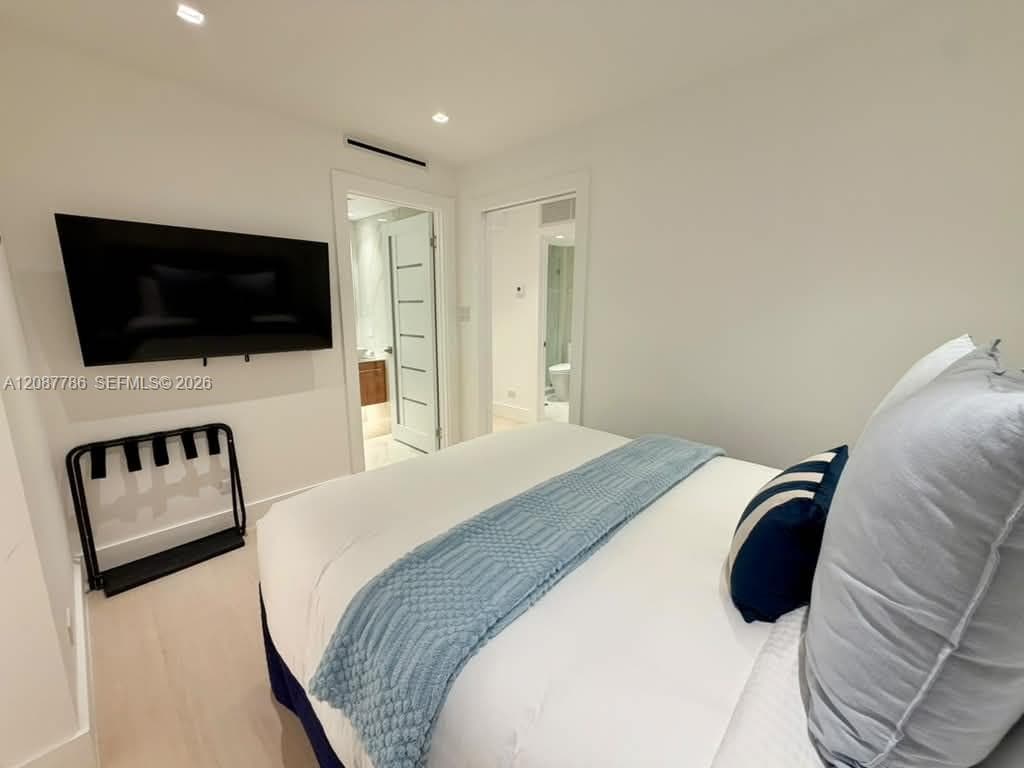 Roney Palace · #920 in Miami Beach - Photo 9