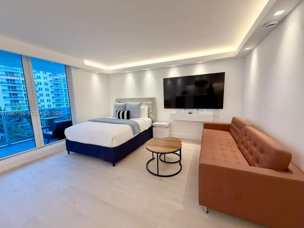 Roney Palace · #920 in Miami Beach - Photo 4