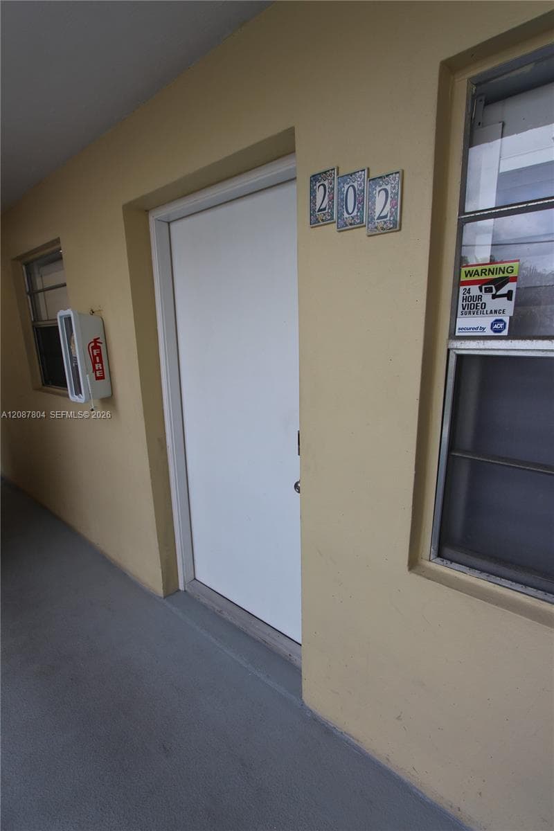 VILLA SANTANDER CONDO · #202 in Coral Gables - Photo 13
