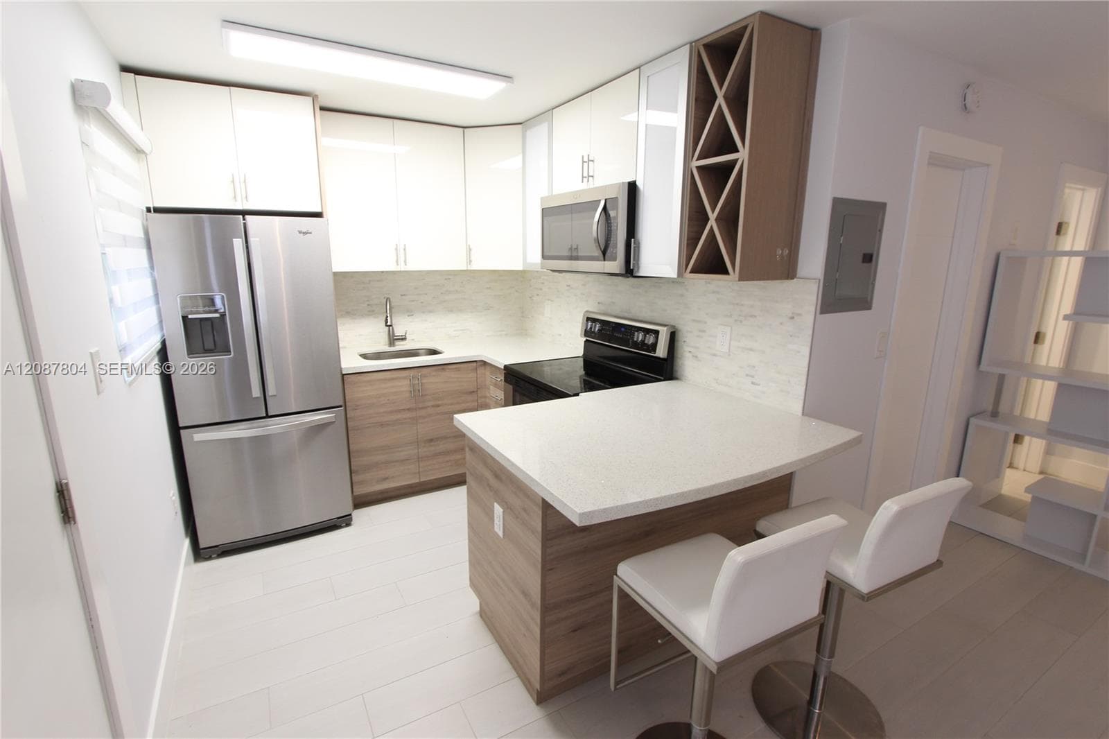 VILLA SANTANDER CONDO · #202 in Coral Gables - Photo 4