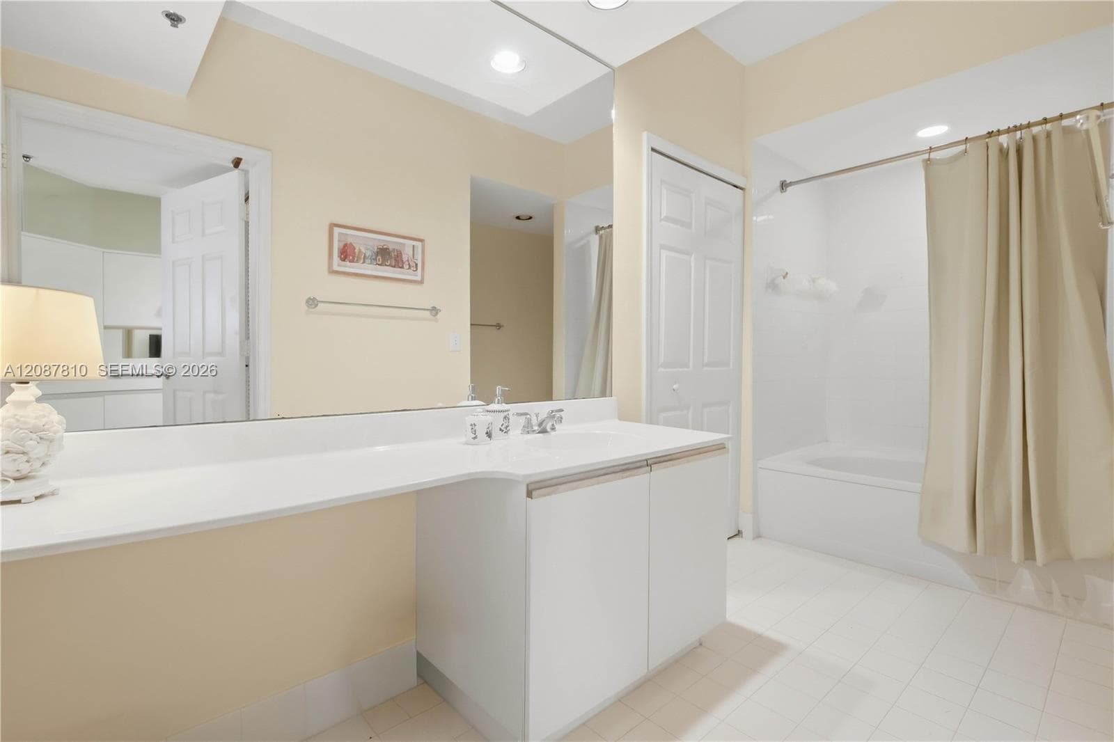 VILLAGE BY THE BAY · #12219 in Aventura - Photo 11