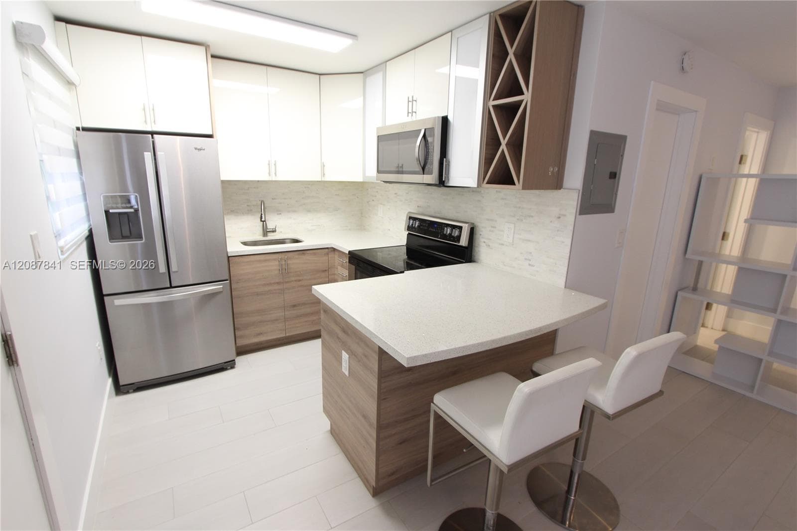 VILLA SANTANDER CONDO · #202 in Coral Gables - Photo 3