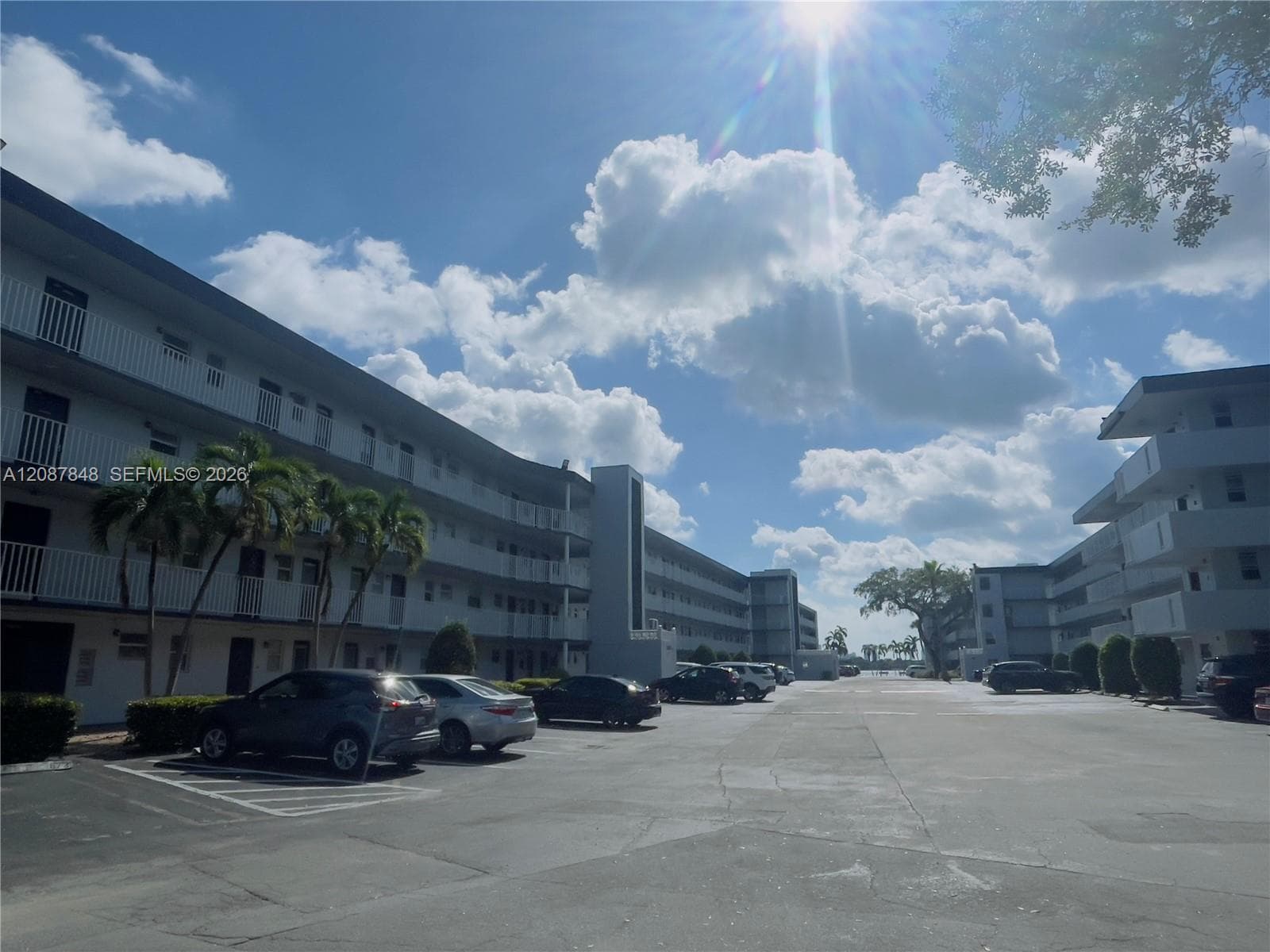 ROYAL OAKS CONDO · #338 in Miami - Photo 18