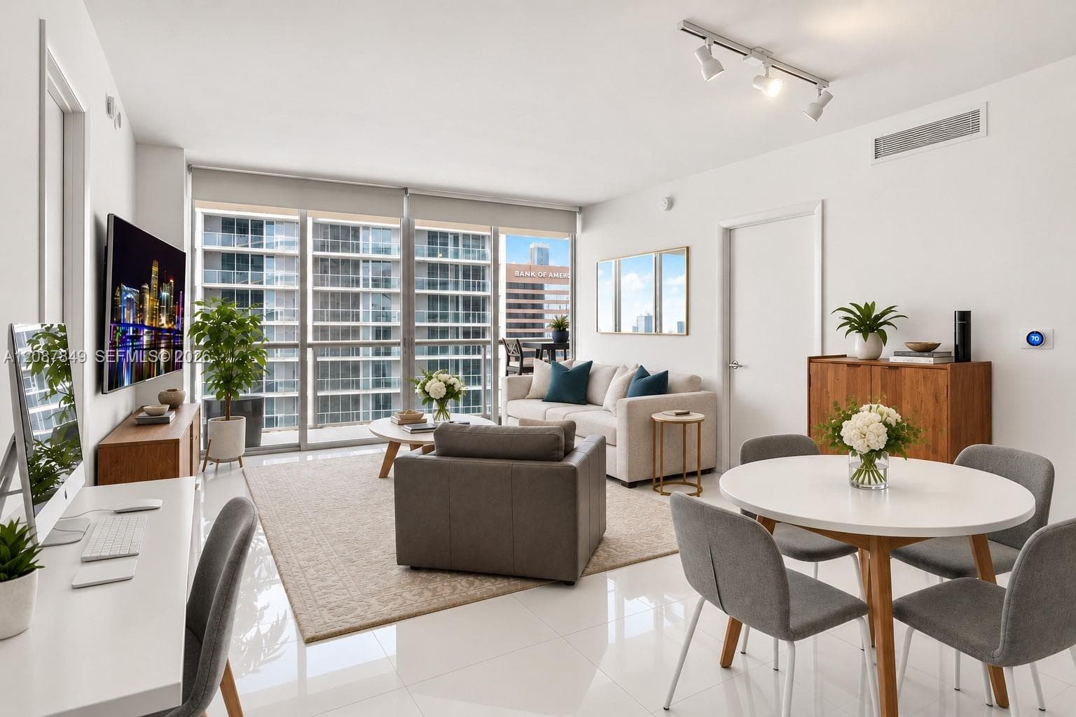 Icon Brickell I · #3609 in Miami - Photo 5