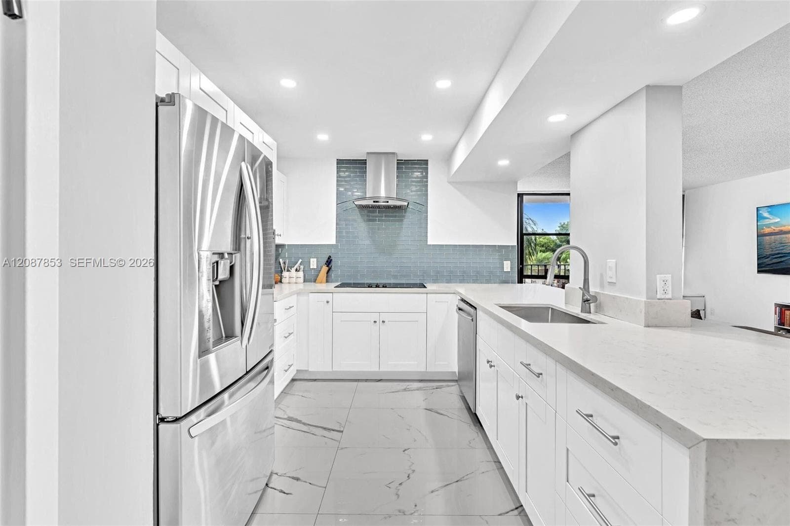 OCEANVIEW PARK CONDO · #329 in Hallandale Beach - Photo 2