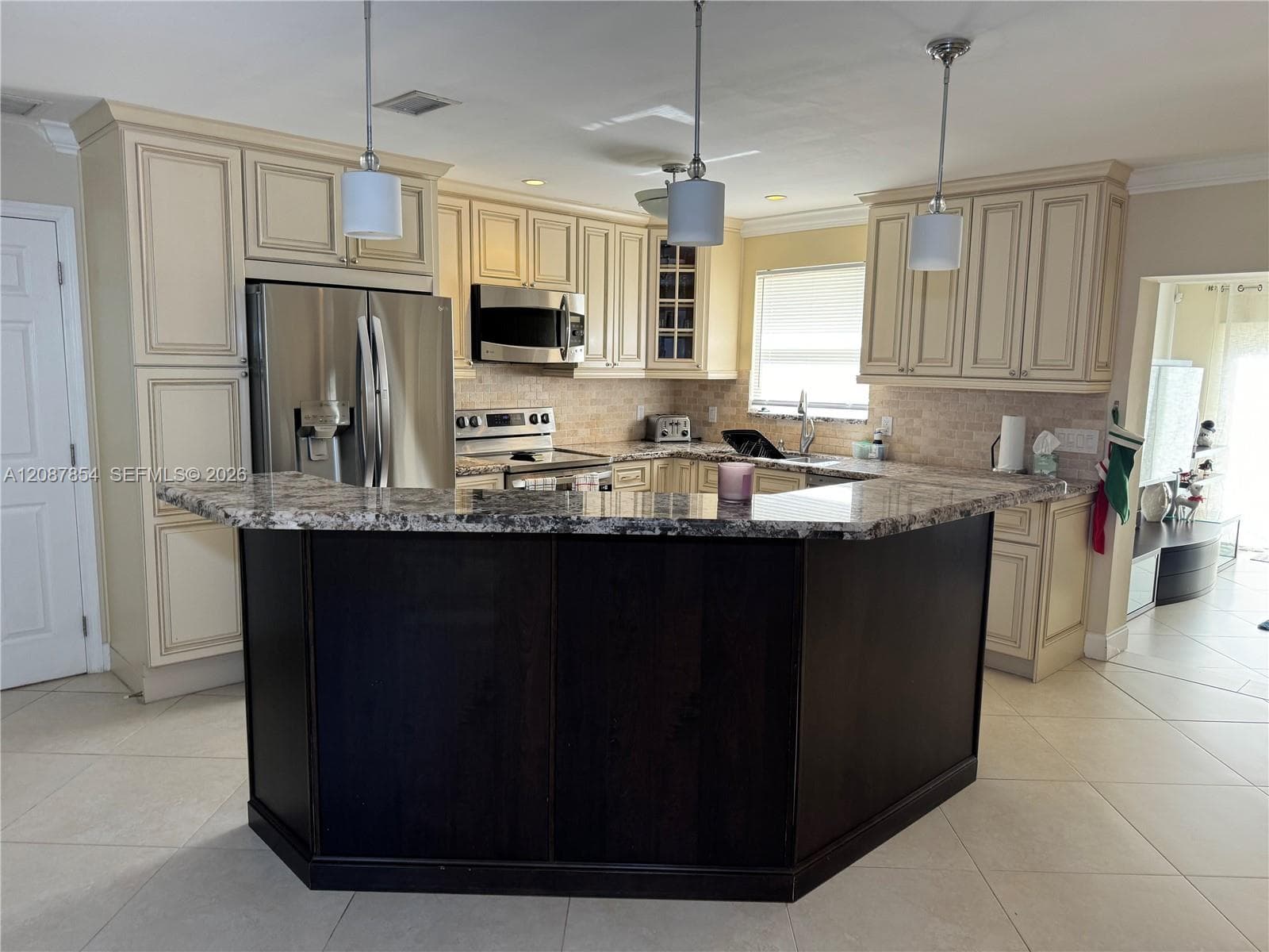2448 Holly Ln #. photo 6