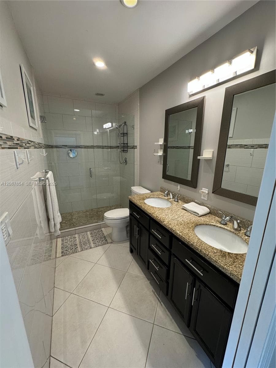 2448 Holly Ln #. photo 13