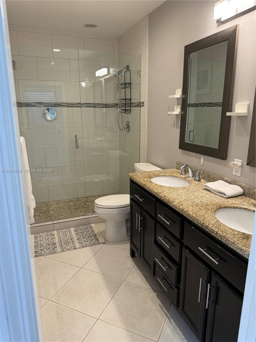 2448 Holly Ln #. photo 12