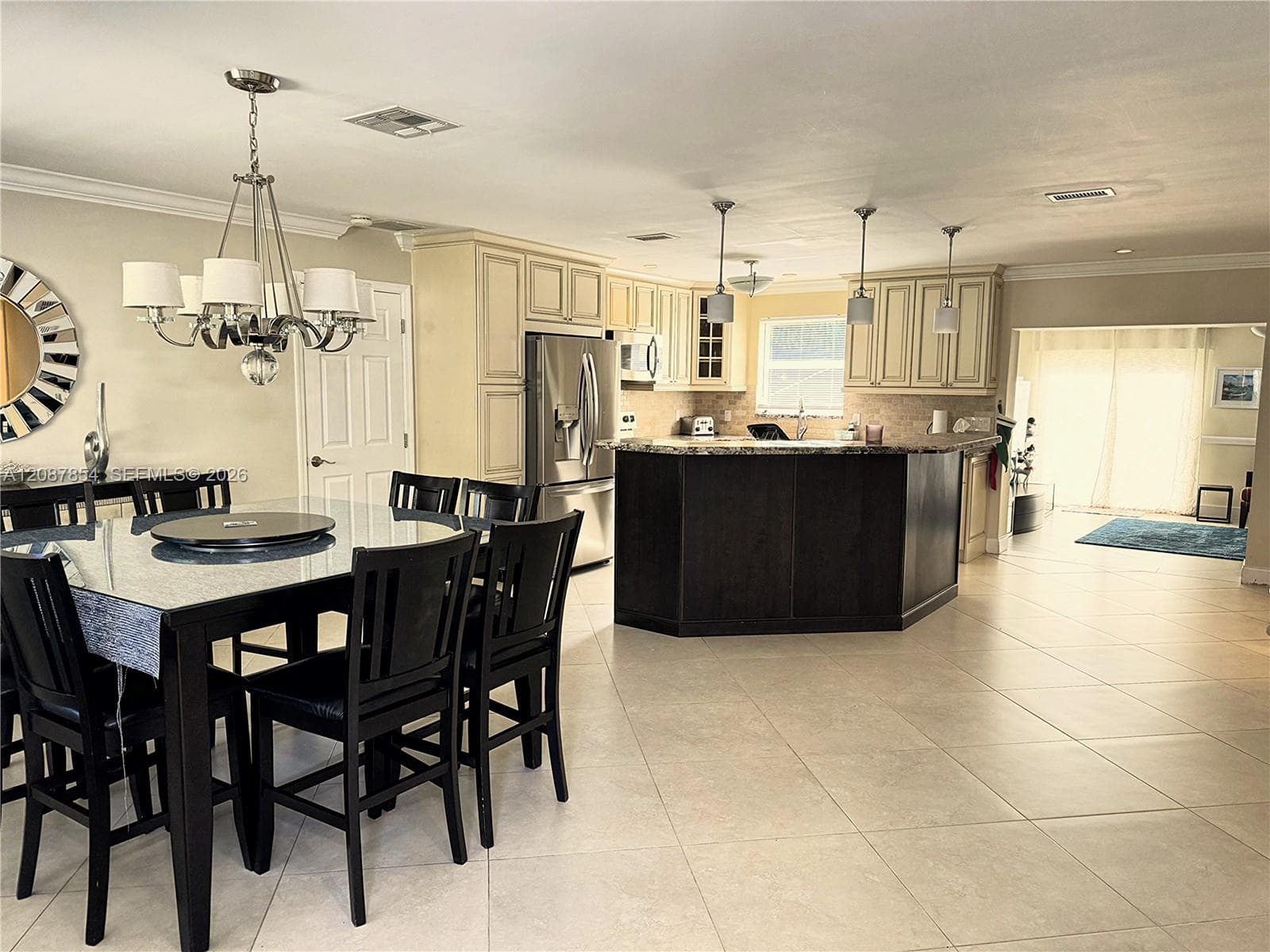 2448 Holly Ln #. photo 3