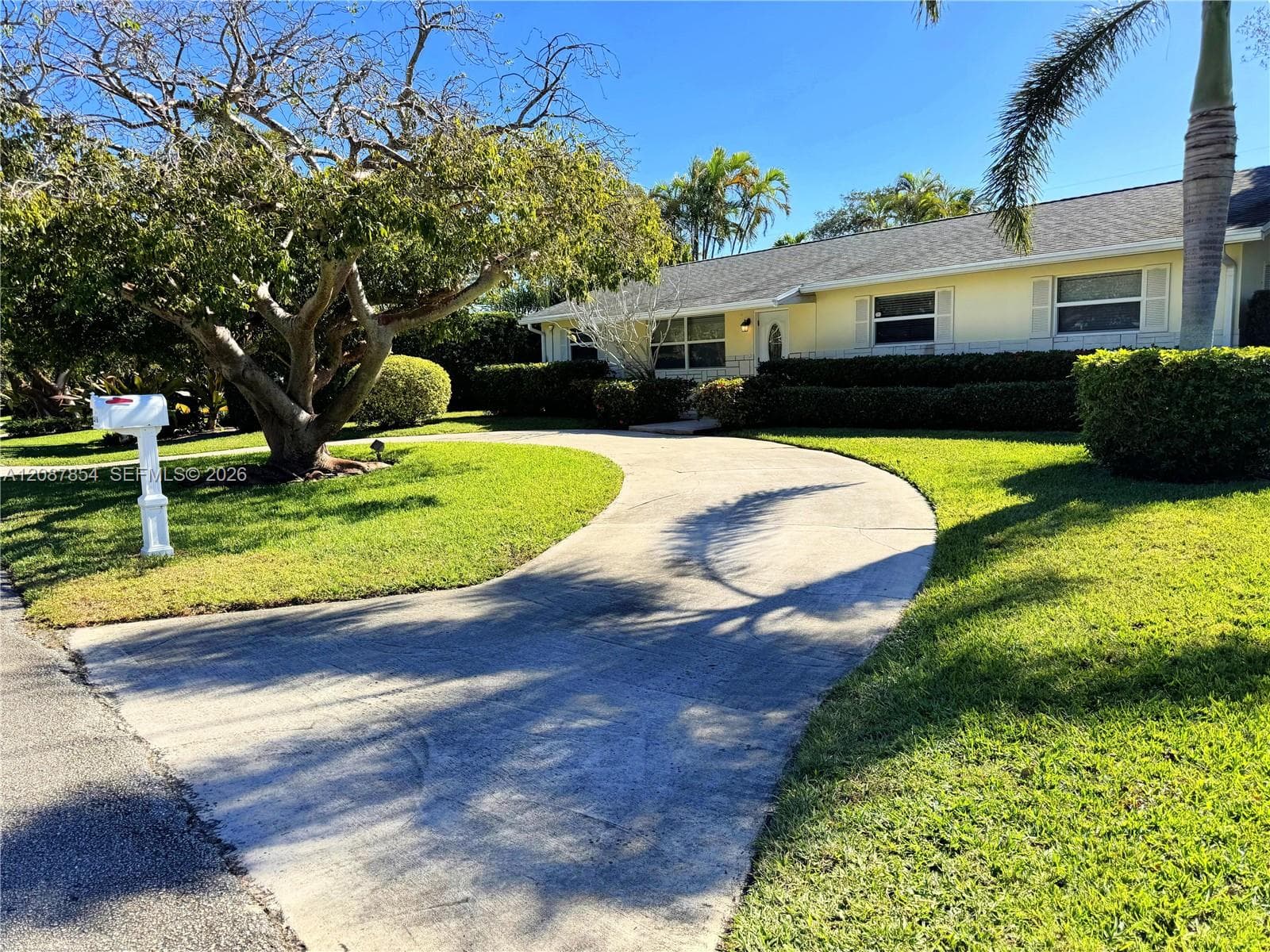 2448 Holly Ln #. photo 1