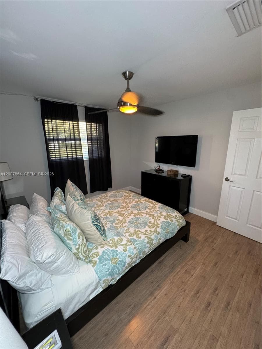 2448 Holly Ln #. photo 34