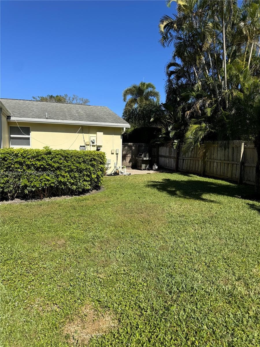 2448 Holly Ln #. photo 48