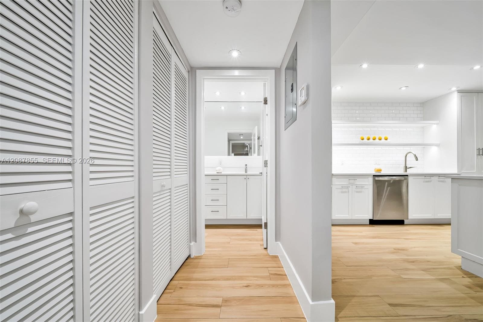 SUNRISE MANOR CONDO · #D in Key Biscayne - Photo 20