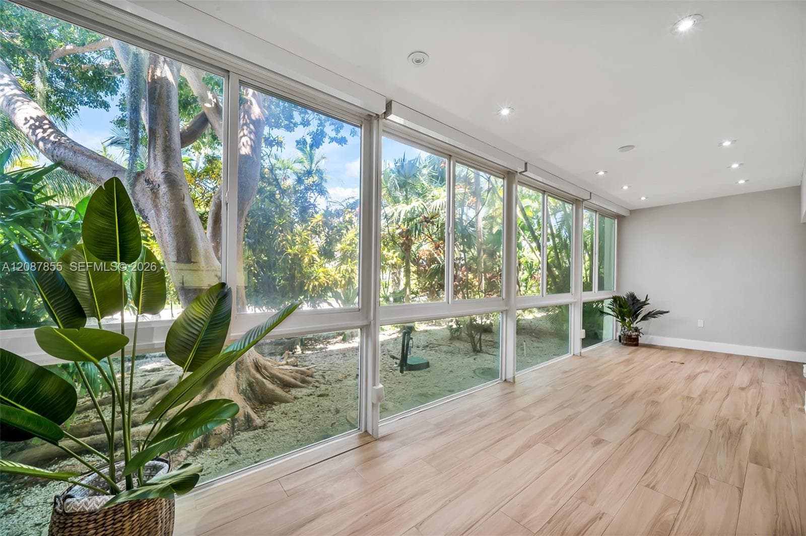 SUNRISE MANOR CONDO · #D in Key Biscayne - Photo 14