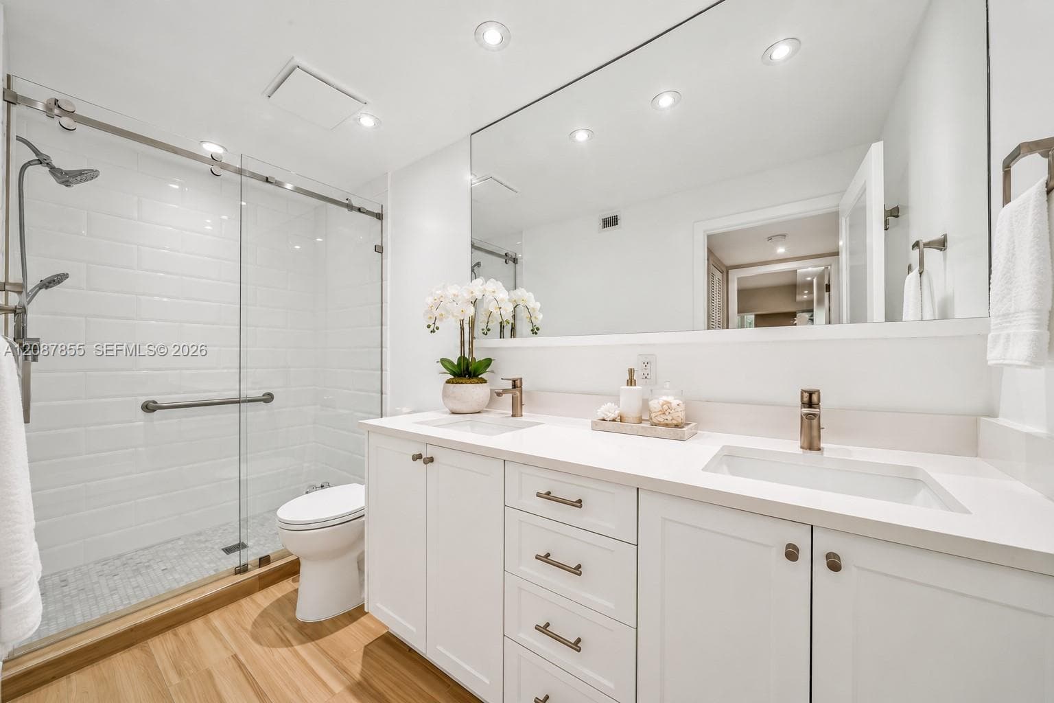 SUNRISE MANOR CONDO · #D in Key Biscayne - Photo 19