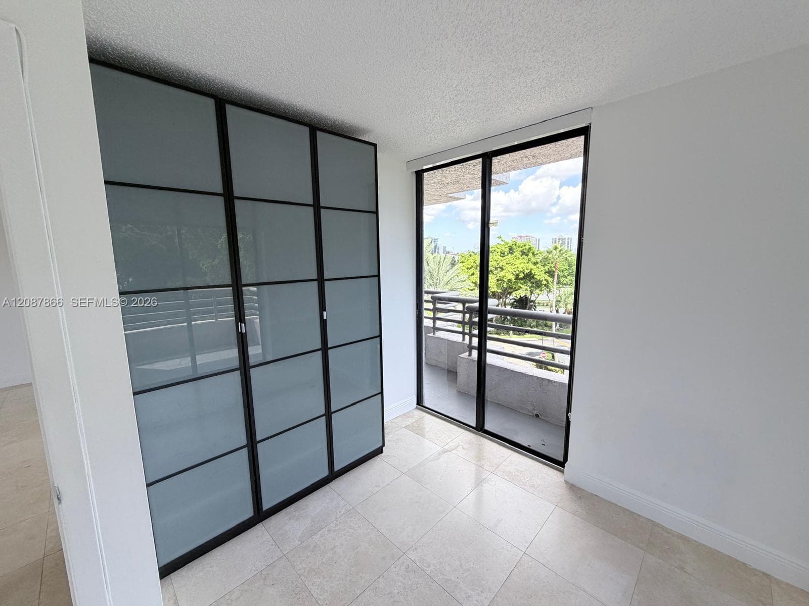 PARC CENTRAL AVENTURA SOU · #512 in Aventura - Photo 30