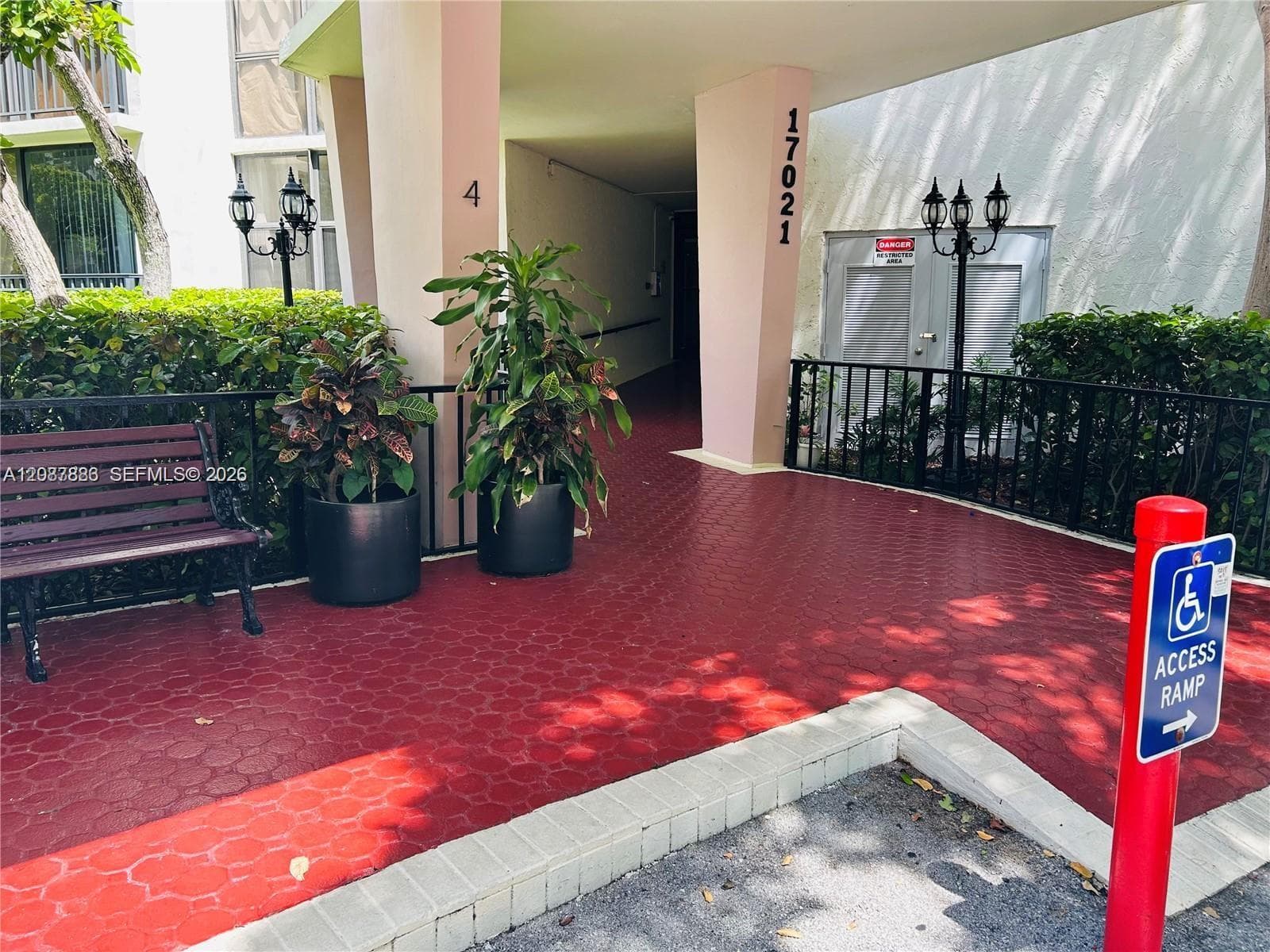 PLAZA OF AMERICAS CONDO P · #427-4 in Sunny Isles Beach - Photo 28