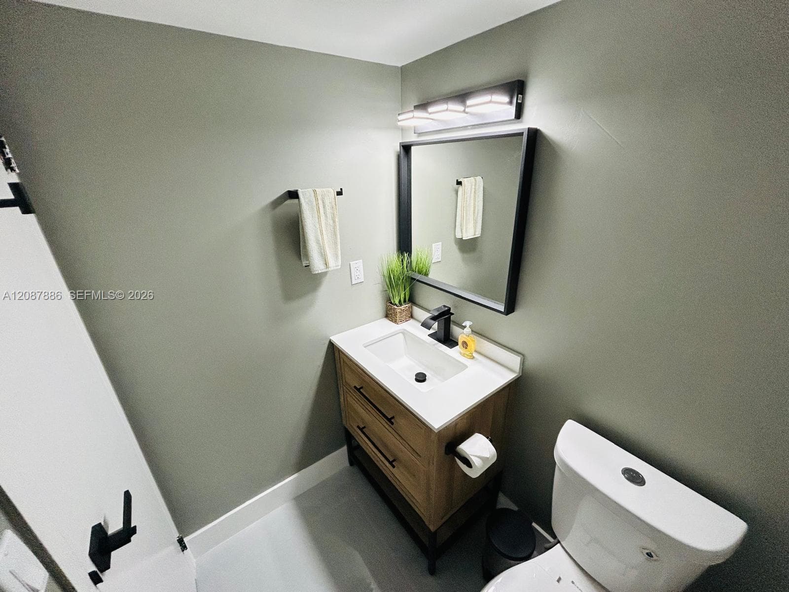 PLAZA OF AMERICAS CONDO P · #427-4 in Sunny Isles Beach - Photo 15