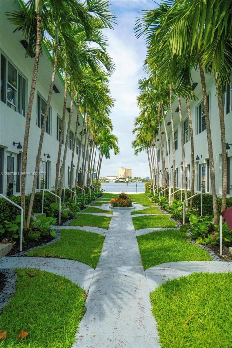 BAYVIEW TOWNHOMES CONDO · #4B in Miami Beach - Photo 17
