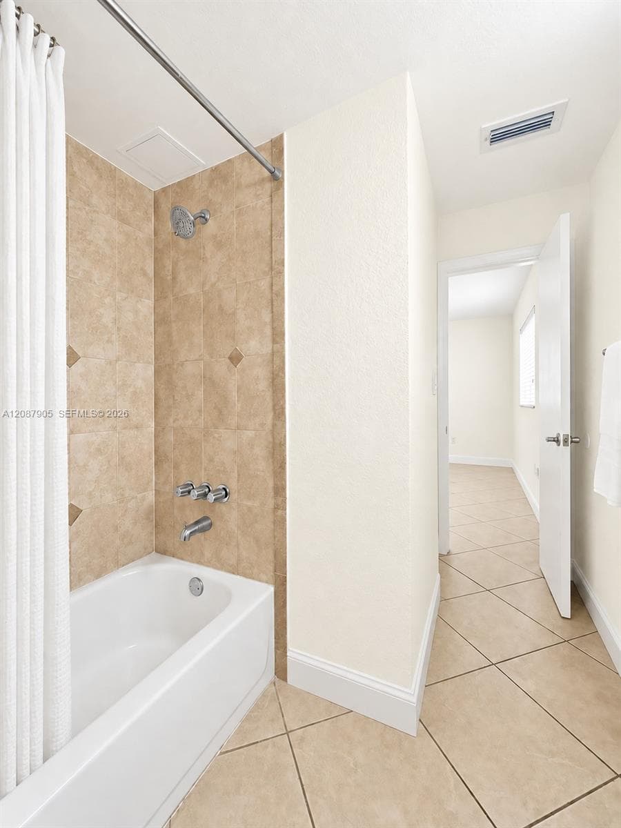 GALLOWOOD CONDO · #108E in Miami - Photo 16