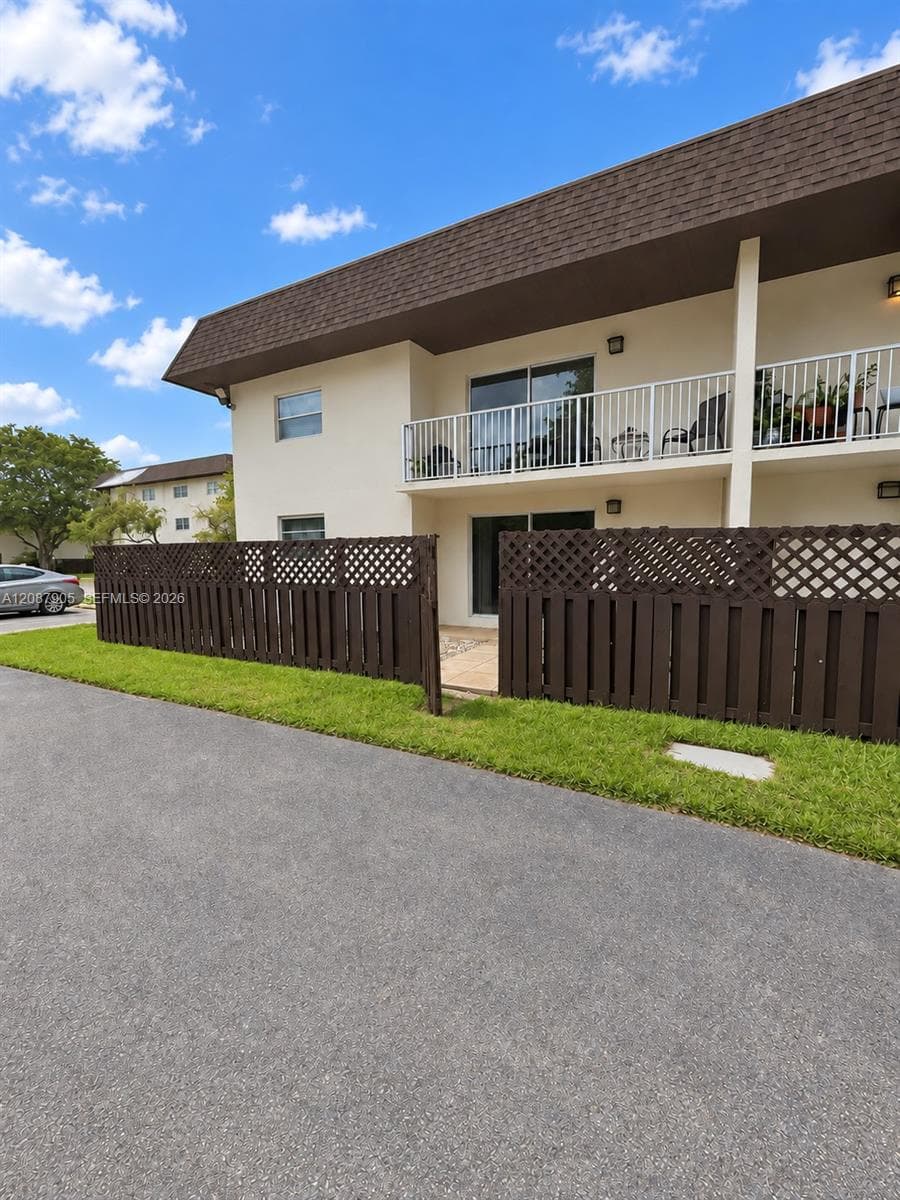 GALLOWOOD CONDO · #108E in Miami - Photo 26
