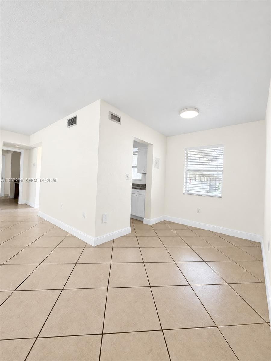 GALLOWOOD CONDO · #108E in Miami - Photo 7