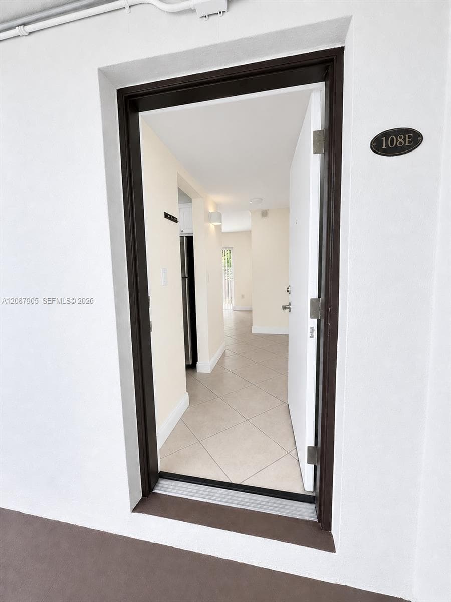 GALLOWOOD CONDO · #108E in Miami - Photo 3